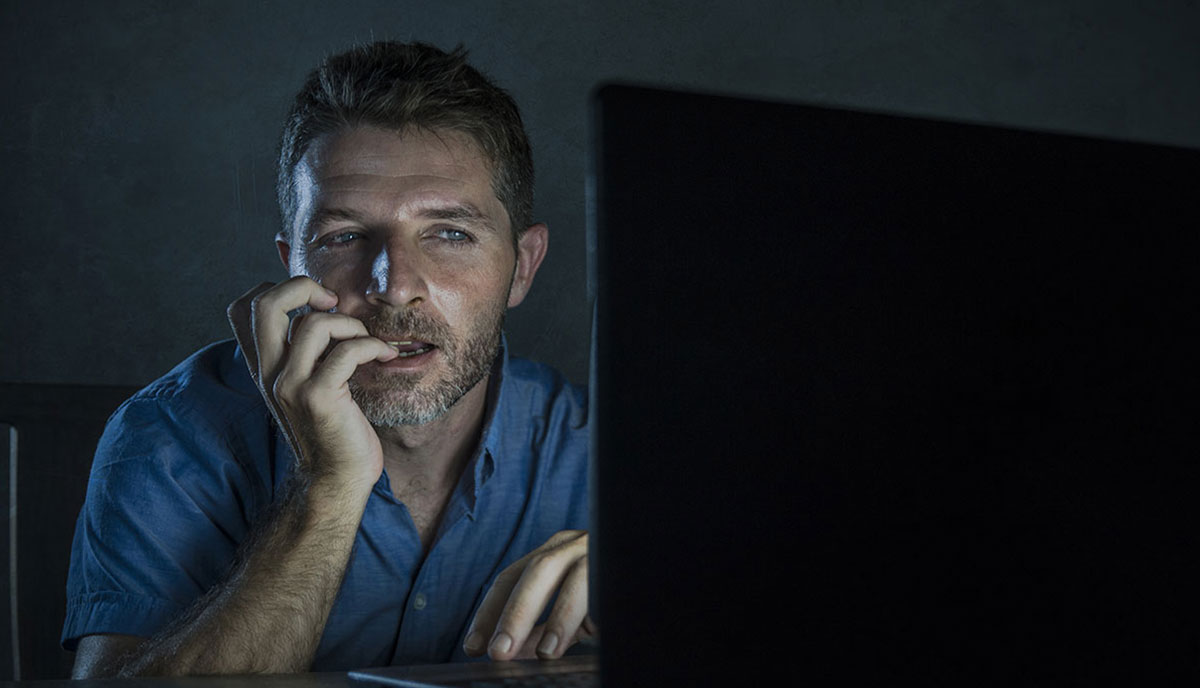 Compulsão sexual e tratamento como a psicanálise pode contribuir? Ney Klier Compulsão sexual e tratamento como a psicanálise pode contribuir? Ney Klier